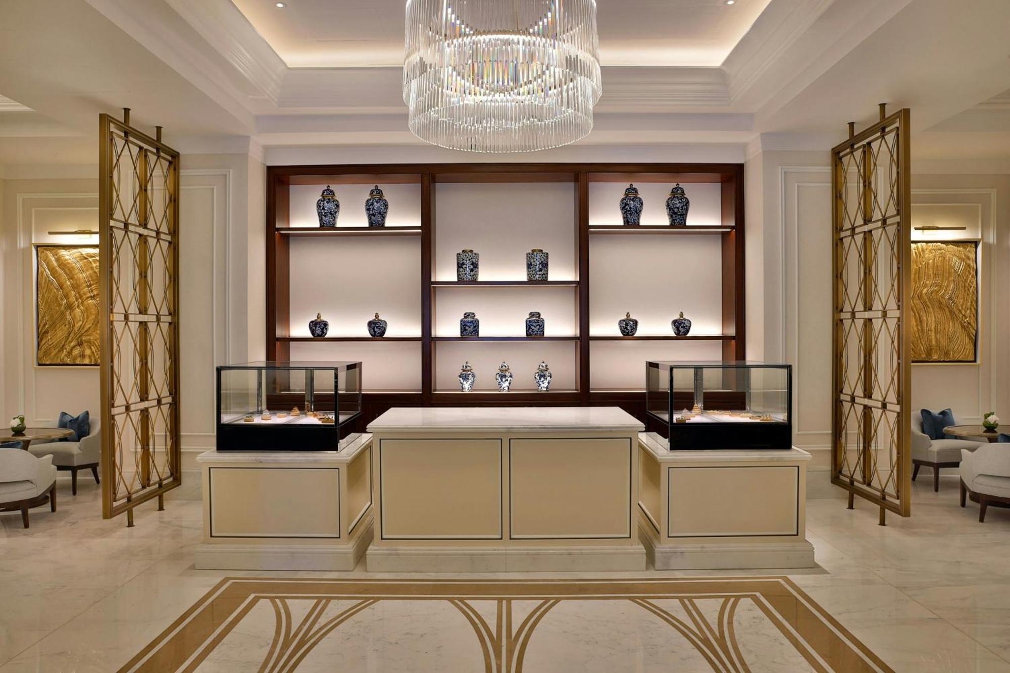 ホテル The Ritz-Carlton, アンマン エクステリア 写真 The lobby of the hotel