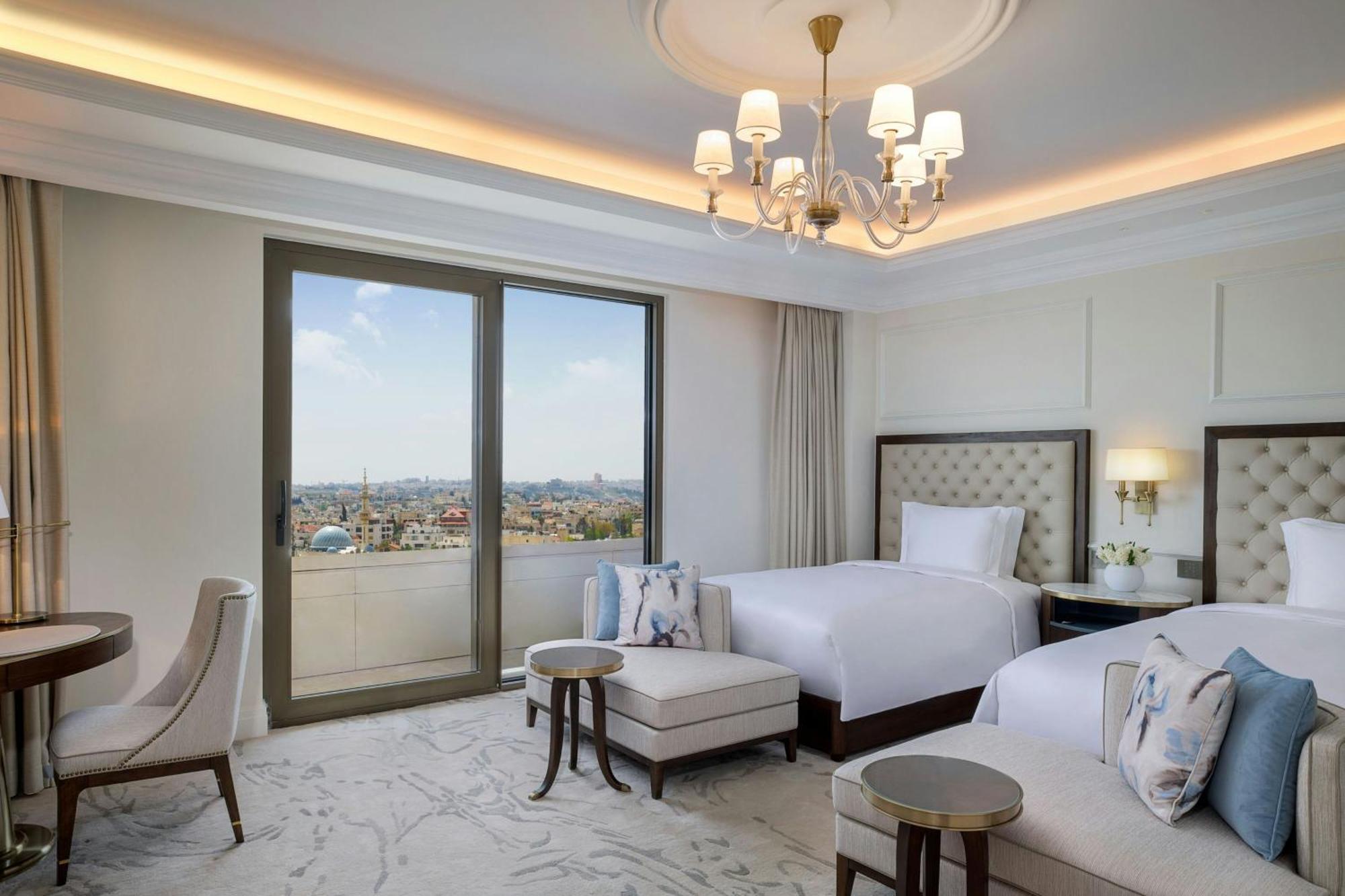 ホテル The Ritz-Carlton, アンマン エクステリア 写真